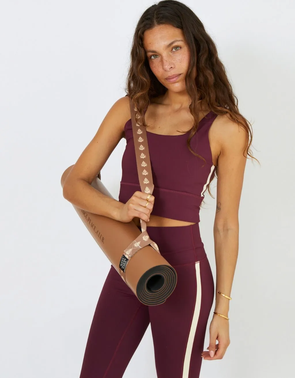 5 mm Deluxe Lotus Chai Yoga Mat   Strap